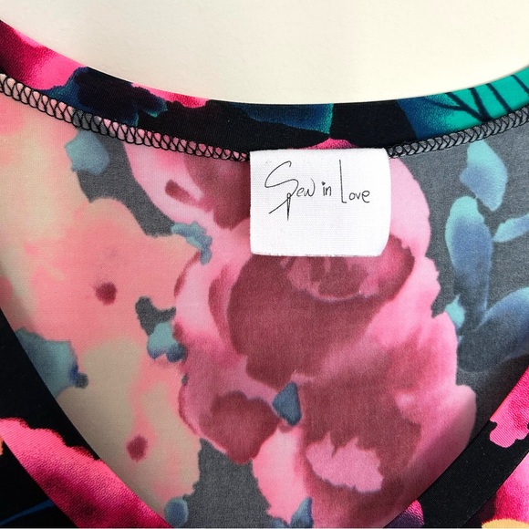 Sew In Love Women’s Purple and Pink Floral Short Sleeve Top - Picture 4 of 7